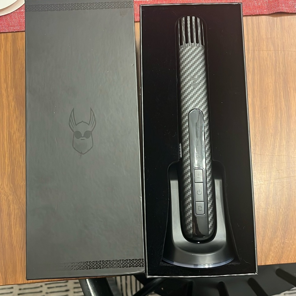 Carbon X Heated Beard Brush and Straightener